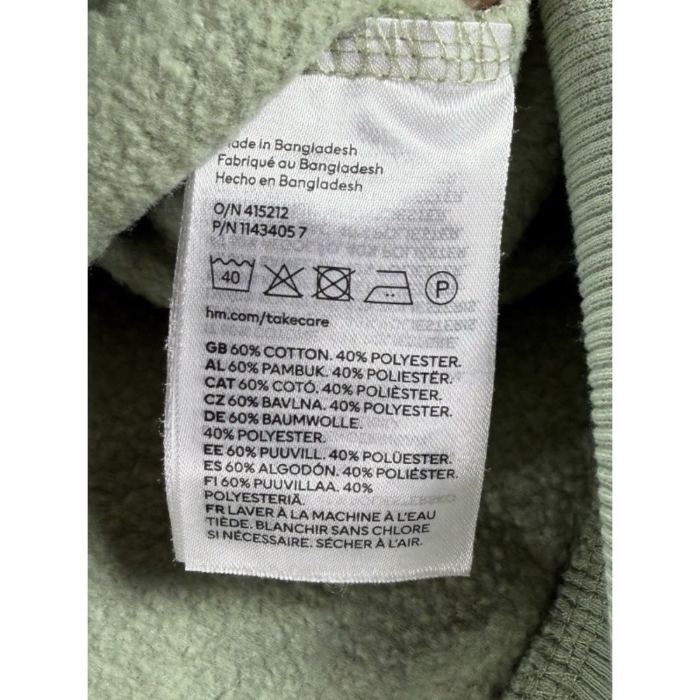 H&M Divided Sage Green Cropped Crewneck Sweatshirt Pullover M Fleece Basic - Picture 3 of 6